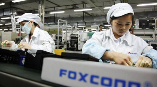 Foxconn tiếp tục trì hoãn sản xuất iPhone