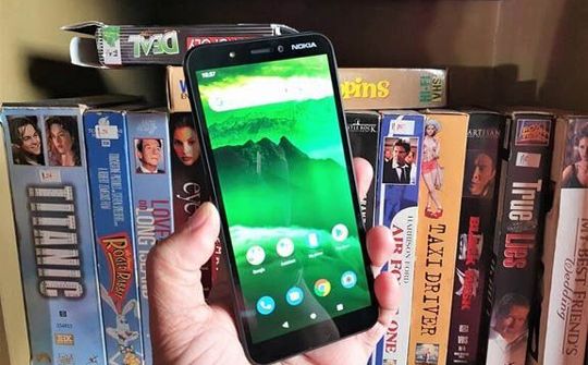 Nokia C1 lên kệ tại Việt Nam với giá 1,39 triệu đồng