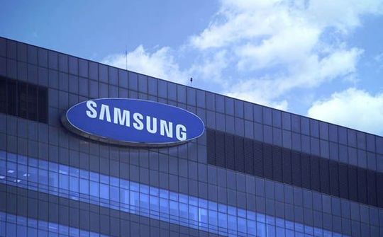 Samsung đóng cửa một nhà máy vì Covid-19
