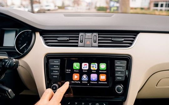 CarKey là chìa khóa giúp iPhone hoặc Apple Watch có thể trở thành chìa khóa xe hơi