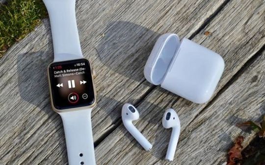 AirPods giúp Apple củng cố vị trí số 1 trên thị trường thiết bị đeo