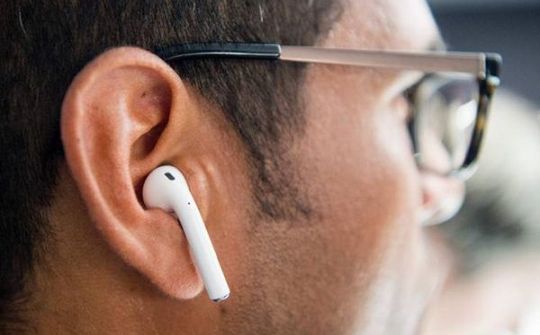 Apple vẫn độc chiếm thị trường thiết bị đeo