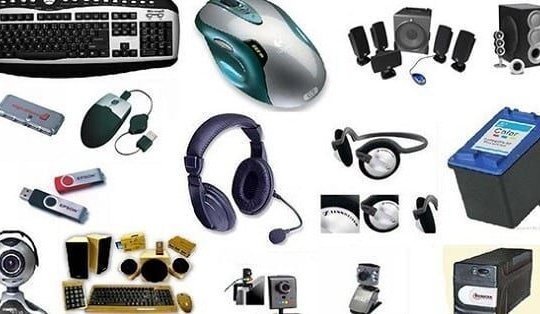 Phụ kiện máy tính tăng giá, "cháy hàng" vì Covid-19