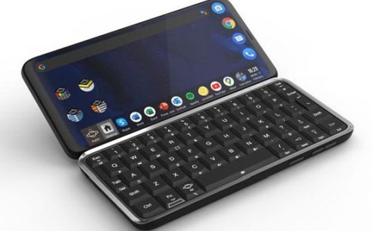 Planet Computer giới thiệu Astro Slide - chiếc smartphone lai PDA