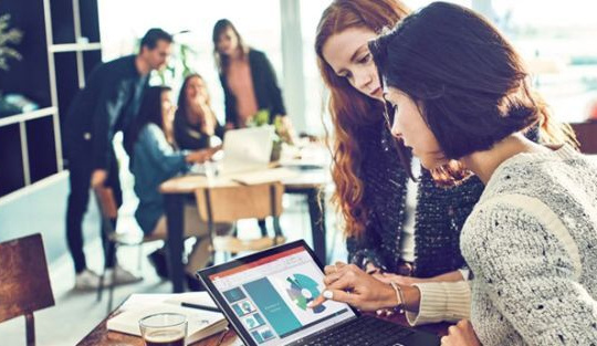 Microsoft điều chỉnh Office 365 đáp ứng nhu cầu làm việc từ xa tăng đột biến