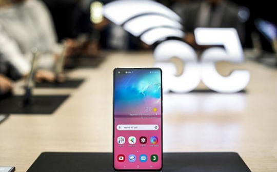 Samsung sẽ ra mắt smartphone 5G giá rẻ để "vượt khó"