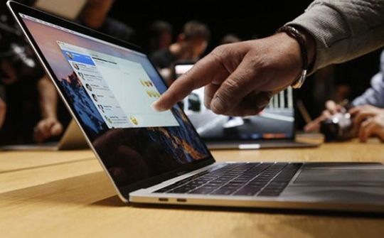 Sắp có MacBook Pro kế nhiệm bản 13 inch nhưng sở hữu màn hình lớn hơn