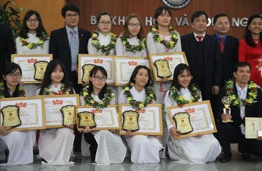 Vun mầm cho những "bông hoa" trong lĩnh vực khoa học - công nghệ