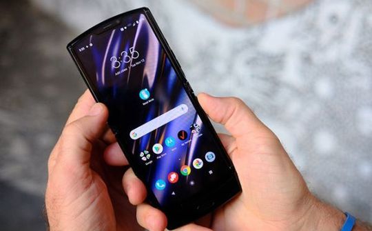 Bản kế nhiệm của Motorola Razr 2019 sẽ mang đến nhiều cải tiến về phần cứng