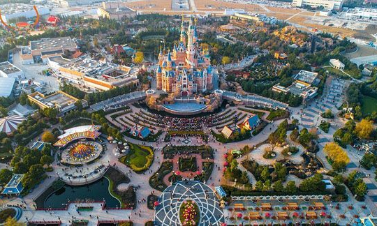 Tổn thất 1,4 tỷ USD, Disney "nóng lòng" tái mở cửa công viên giải trí