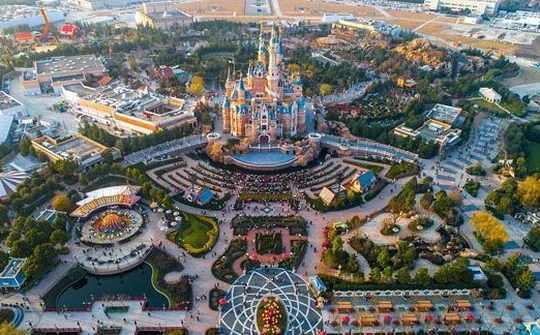 Tổn thất 1,4 tỷ USD, Disney "nóng lòng" tái mở cửa công viên giải trí