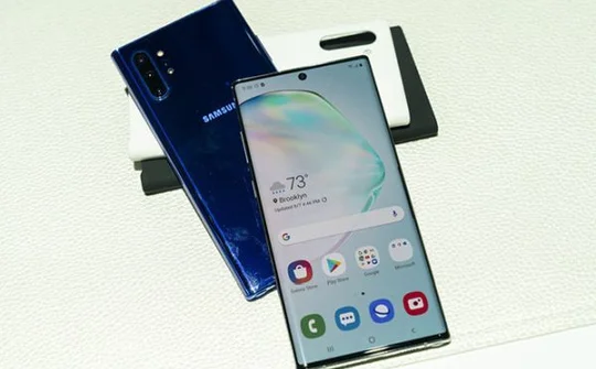 Tải các hình ảnh nền từ nguồn lạ có thể khiến smartphone Android thành "cục gạch"