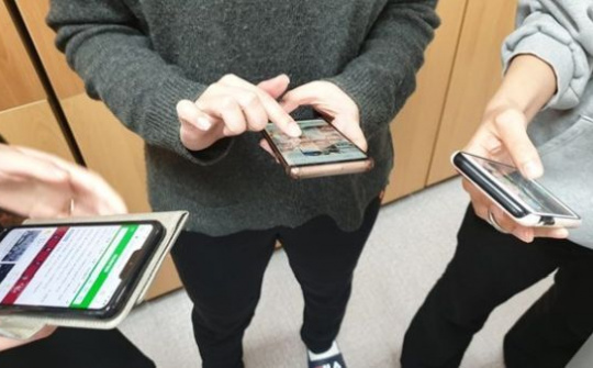 Hàn Quốc phát triển ứng dụng trên điện thoại để ngăn lây lan dịch bệnh