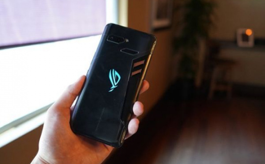Bản kế nhiệm của ROG Phone II sẽ có cấu hình rất mạnh mẽ cho game thủ