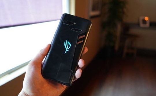 Bản kế nhiệm của ROG Phone II sẽ có cấu hình rất mạnh mẽ cho game thủ