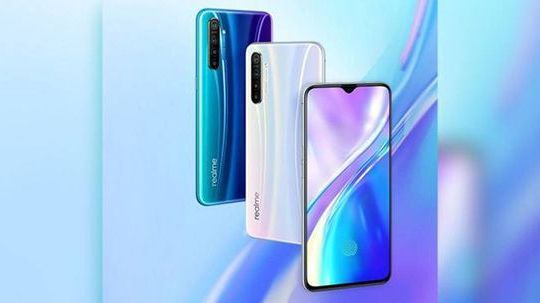 Realme C11 - Smartphone giá rẻ sở hữu pin 5000 mAh