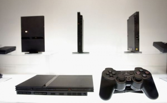 PlayStation 2 có thể chơi game homebrew bằng trình phát DVD