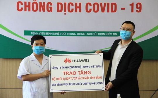 Huawei Việt Nam tặng các thiết bị trị giá hơn 1,5 tỷ đồng cho BV Bệnh Nhiệt đới T.Ư