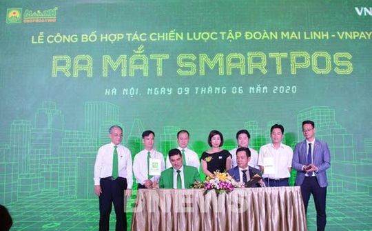 Mai Linh áp dụng thanh toán không dùng tiền mặt khi sử dụng taxi