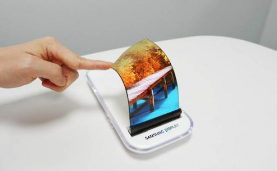 Samsung duy trì vị trí dẫn đầu trong thị trường màn hình smartphone