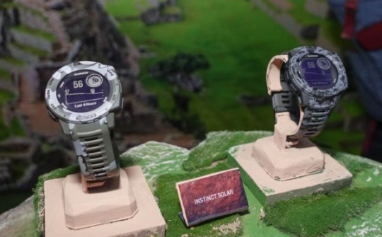 Garmin ra mắt đồng hồ thông minh hỗ trợ sạc năng lượng mặt trời
