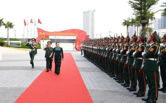 Chủ tịch Quốc hội Nguyễn Thị Kim Ngân yêu cầu Viettel tiếp tục tiên phong kiến tạo cuộc sống số tại Việt Nam