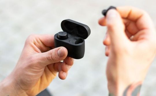 Tai nghe True Wireless Jays M Five lên kệ tại Việt Nam với giá 1,5 triệu đồng