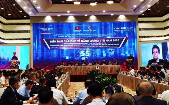 Ưu tiên ứng dụng công nghệ để phát triển nguồn năng lượng bền vững