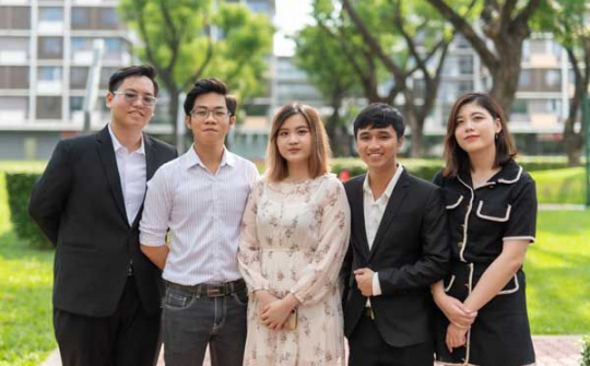 Ứng dụng blockchain và AI vào sản phẩm bảo hiểm, sinh viên RMIT "ghi điểm" tại cuộc thi toàn cầu