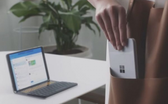 Surface Duo có giá 1.399 USD cho phiên bản rẻ nhất