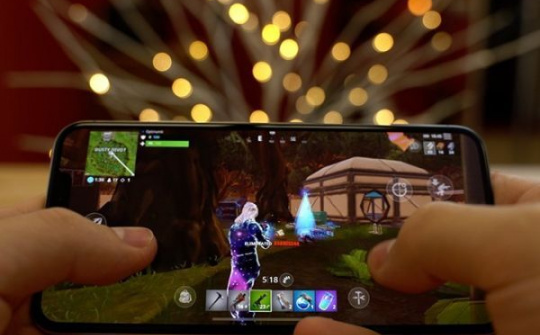Fortnite hiện vẫn chưa thể tải về từ App Store và Play Store