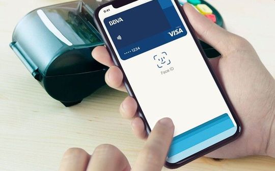 Google, Apple lấn sân ngân hàng