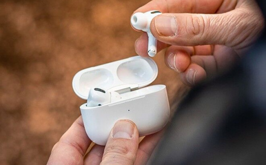 AirPods Pro giảm giá bán còn 199 USD