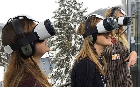 Doanh số thiết bị VR sẽ tăng trưởng trở lại vào năm 2021