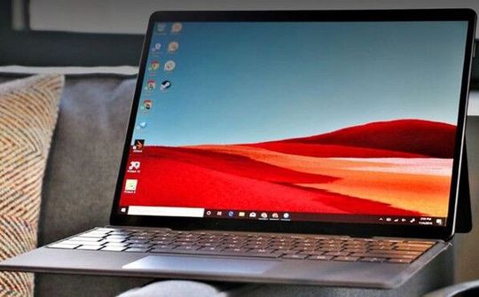 Bản kế nhiệm của Surface Pro X sẽ đi kèm chip SQ2 mới từ Microsoft