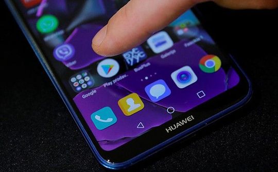 Samsung ngừng cung cấp màn hình OLED cho Huawei