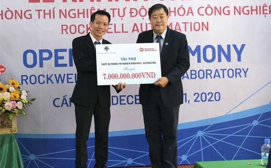 ĐH Cần Thơ có phòng Lab tự động hóa hiện đại trị giá hơn 7 tỷ đồng