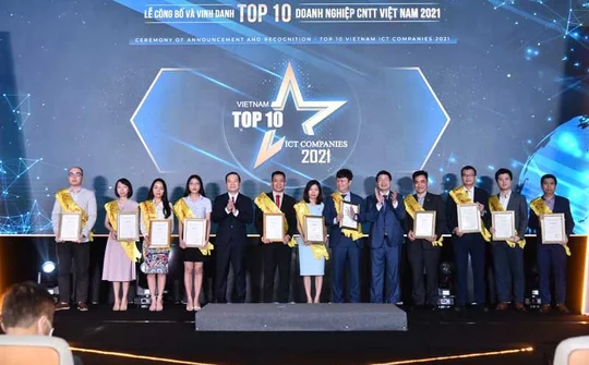 Tổng doanh thu của TOP 10 CN CNTT Việt Nam 2021 đạt 186.694 tỉ đồng