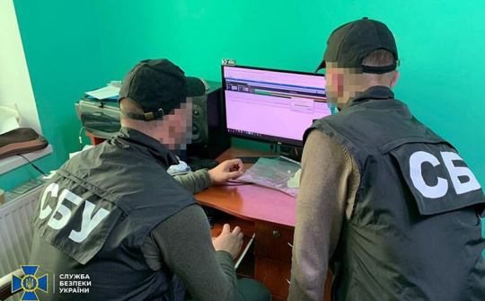 Ukraine: Cảnh sát bắt tin tặc chỉ huy đội quân hơn 100.000 bot