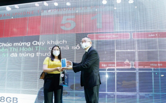 iPhone 13 series "cháy hàng" tại Việt Nam sau một ngày mở bán