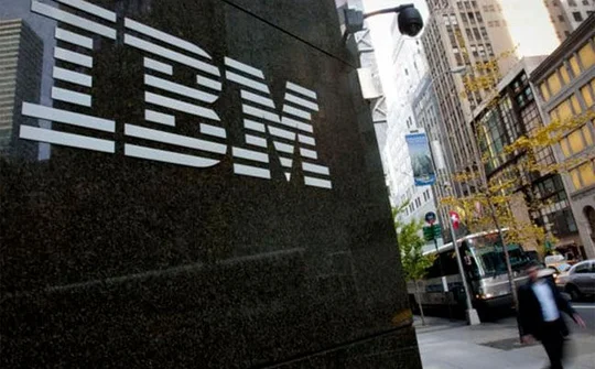 Nhân viên IBM sẽ bị "giam lương" nếu từ chối tiêm phòng Covid-19