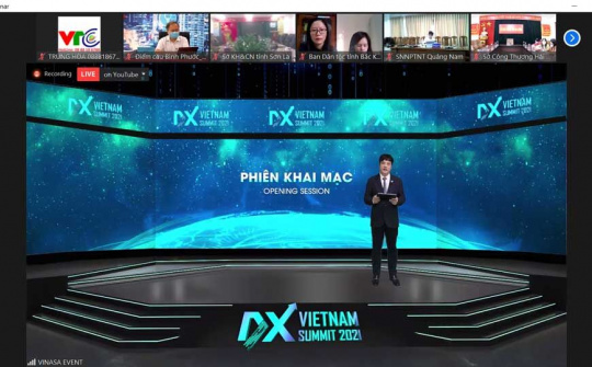 Khai mạc Diễn đàn Cấp cao Chuyển đổi số Việt Nam