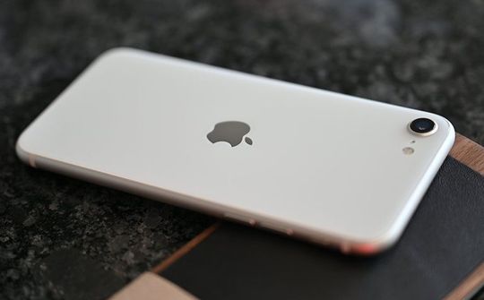 Sẽ không có phiên bản kế nhiệm của iPhone SE 3 vào năm 2024