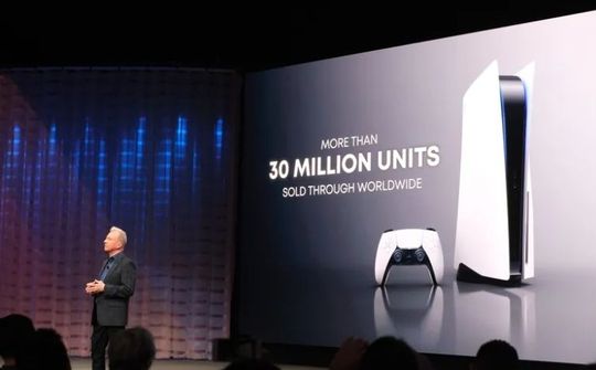 Sony: Tình trạng thiếu PlayStation 5 đã qua