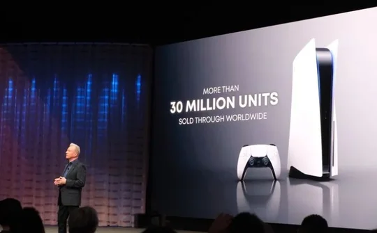 Sony: Tình trạng thiếu PlayStation 5 đã qua