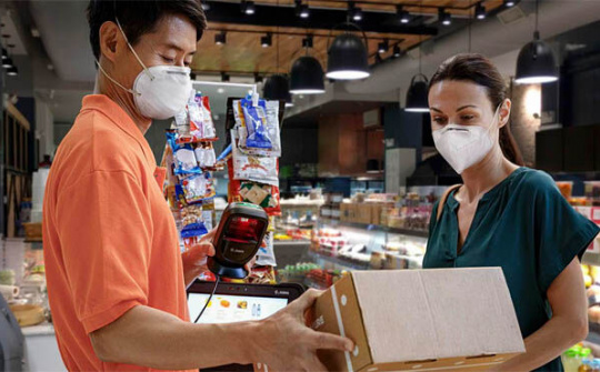 Chỉ 4 trong 10 người mua hoàn toàn tin tưởng cam kết thực hiện đơn hàng  của các nhà bán lẻ