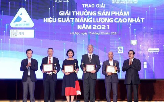 Panasonic liên tiếp được vinh danh vì đóng góp cho phát triển bền vững tại Việt Nam