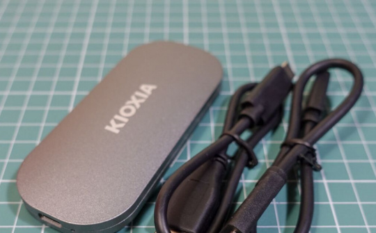 Ra mắt ổ cứng di động Kioxia Exceria Plus nhỏ gọn
