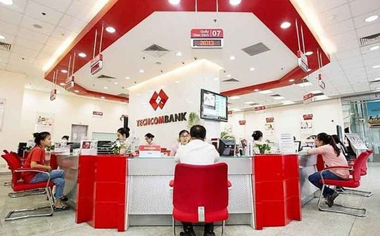 Ngân hàng chuyển đổi phương thức làm việc để đối phó cùng Covid