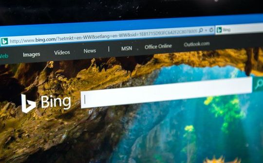 Microsoft đưa siêu chatbot ChatGPT vào Bing